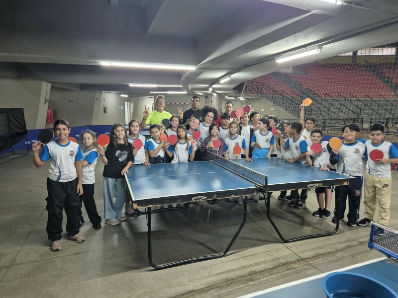 Noticia prefeitura-de-marilia-retoma-aulas-de-tenis-de-mesa-na-emef-edmea-braz-rojo