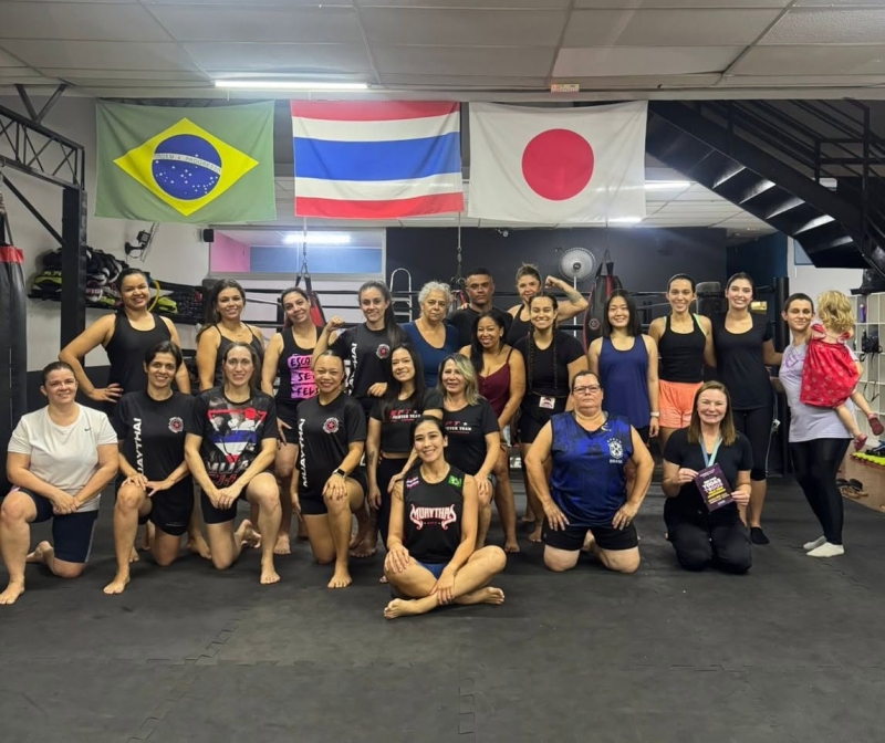 Noticia aula-de-praticas-de-defesa-pessoal-e-ferramenta-de-protecao-feminina-no-combate